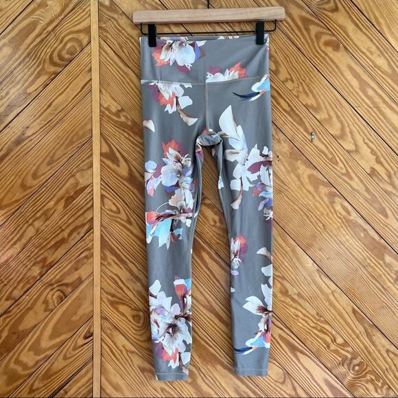 ATHLETA 7/8 Tights Legging Floral - Picture 4 of 8